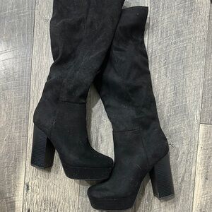 Windsor Black Heeled Boots with Chunky Block Heel
